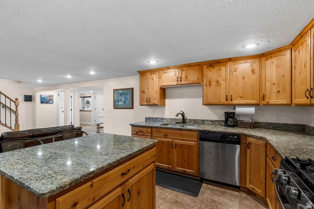 2125 E LOGAN AVE, Salt Lake City, UT 84108