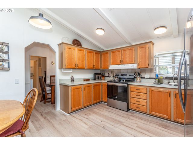 7455 Se KING Rd 53, Milwaukie, OR 97222