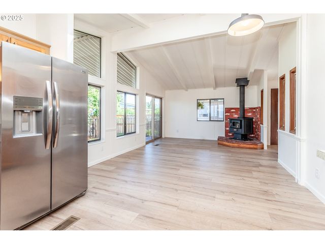 7455 Se KING Rd 53, Milwaukie, OR 97222