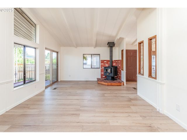 7455 Se KING Rd 53, Milwaukie, OR 97222