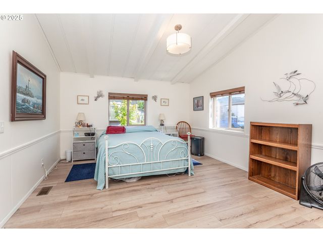 7455 Se KING Rd 53, Milwaukie, OR 97222