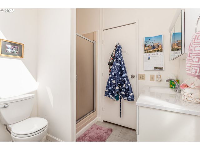 7455 Se KING Rd 53, Milwaukie, OR 97222