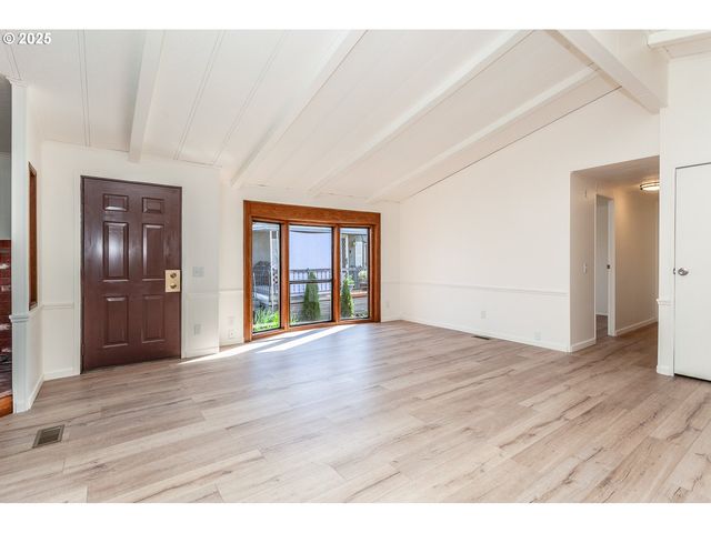 7455 Se KING Rd 53, Milwaukie, OR 97222