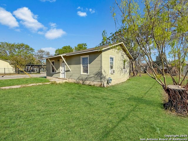 871 W Harlan, San Antonio, TX 78211