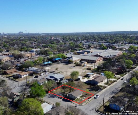 871 W Harlan, San Antonio, TX 78211