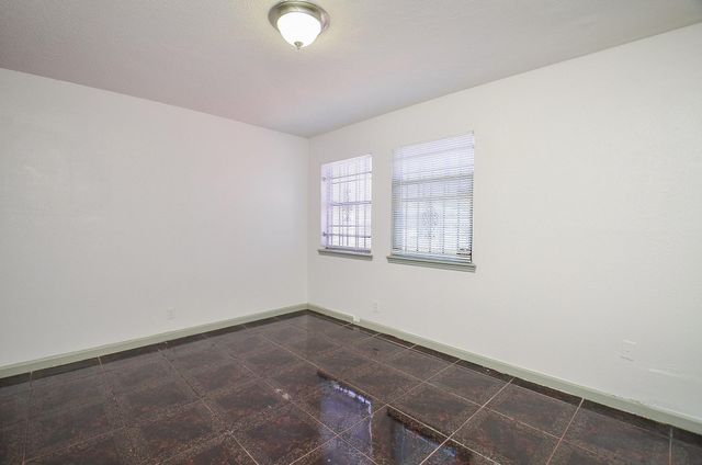 11517 Bannister Lane, Houston, TX 77076