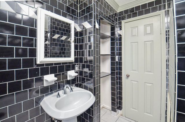 11517 Bannister Lane, Houston, TX 77076