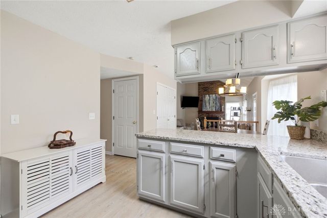 803 Park Hill Court, Beavercreek, OH 45430