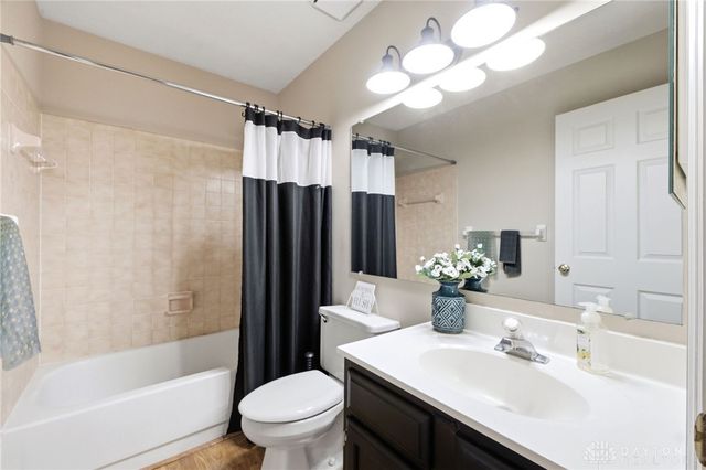 803 Park Hill Court, Beavercreek, OH 45430