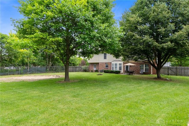 803 Park Hill Court, Beavercreek, OH 45430