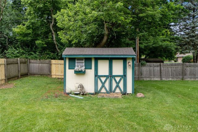 803 Park Hill Court, Beavercreek, OH 45430