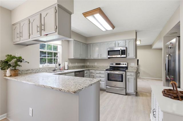 803 Park Hill Court, Beavercreek, OH 45430