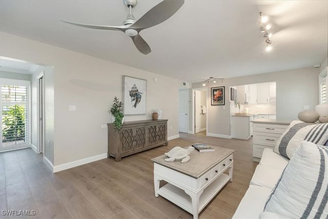 626 12th AVE S 626, Naples, FL 34102