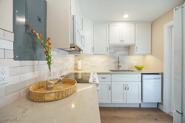 626 12th AVE S 626, Naples, FL 34102