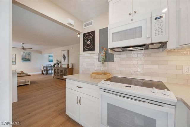 626 12th AVE S 626, Naples, FL 34102