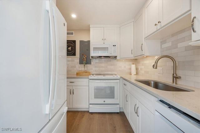 626 12th AVE S 626, Naples, FL 34102