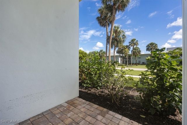 626 12th AVE S 626, Naples, FL 34102