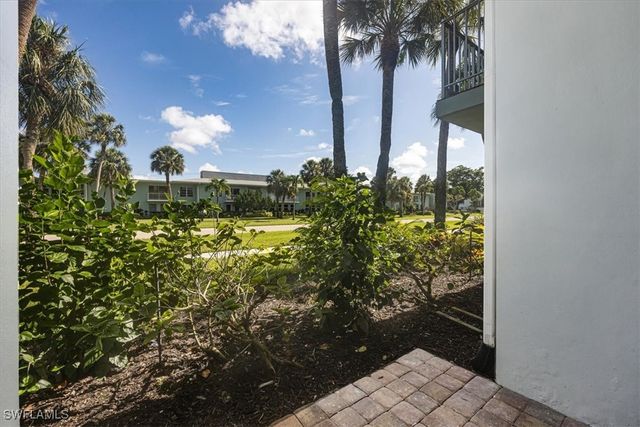 626 12th AVE S 626, Naples, FL 34102