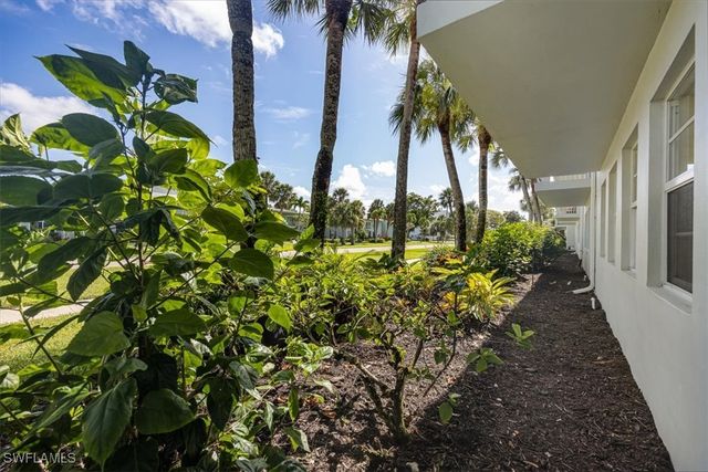 626 12th AVE S 626, Naples, FL 34102