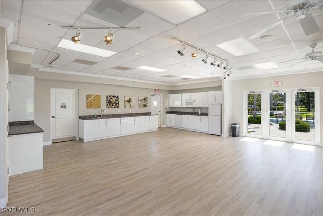 626 12th AVE S 626, Naples, FL 34102