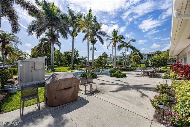 626 12th AVE S 626, Naples, FL 34102