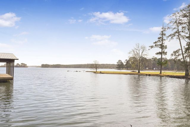 281 Broadmoor Drive, Trinity, TX 75862