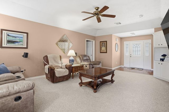 281 Broadmoor Drive, Trinity, TX 75862