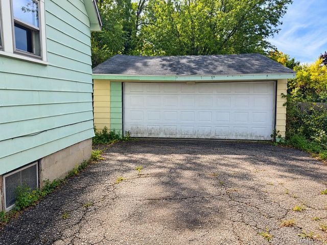 1177 N Cornell Avenue, Mt. Morris Township, MI 48505