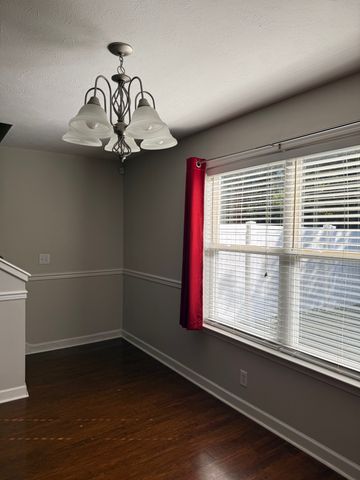 640 Ken Pilkerton Dr, Smyrna, TN 37167