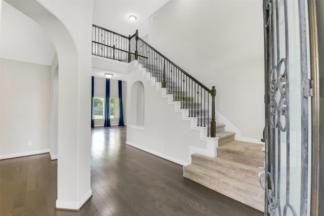 16706 Chestnut Square Drive, Cypress, TX 77433