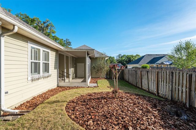 16624 NW 165TH TERRACE, Alachua, FL 32615