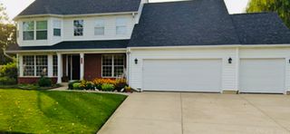 18184 W Old Pine Court, Gurnee, IL 60031