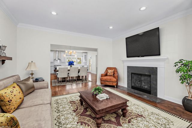 67 Boston Post Road 8, Madison, CT 06443