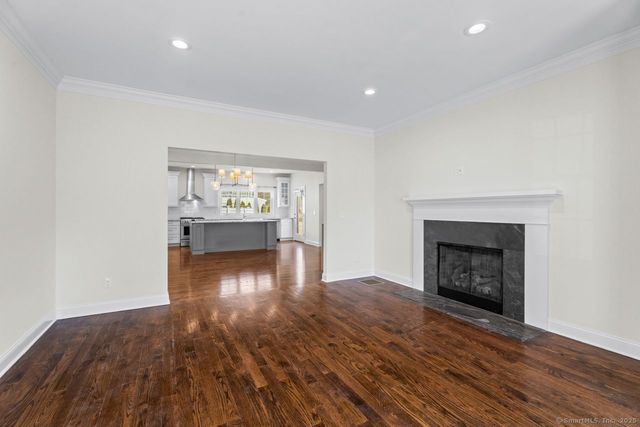 67 Boston Post Road 8, Madison, CT 06443