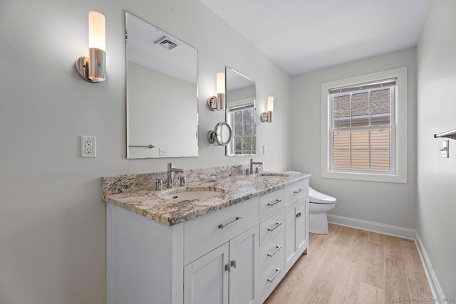 67 Boston Post Road 8, Madison, CT 06443