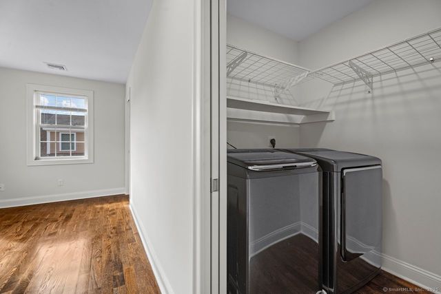 67 Boston Post Road 8, Madison, CT 06443