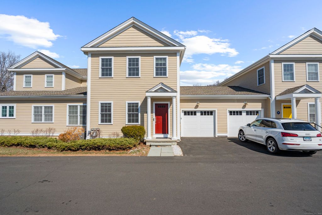 67 Boston Post Road 8, Madison, CT 06443