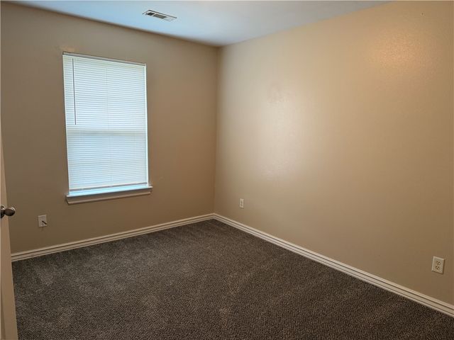 234 Graystone Circle, Centerton, AR 72719