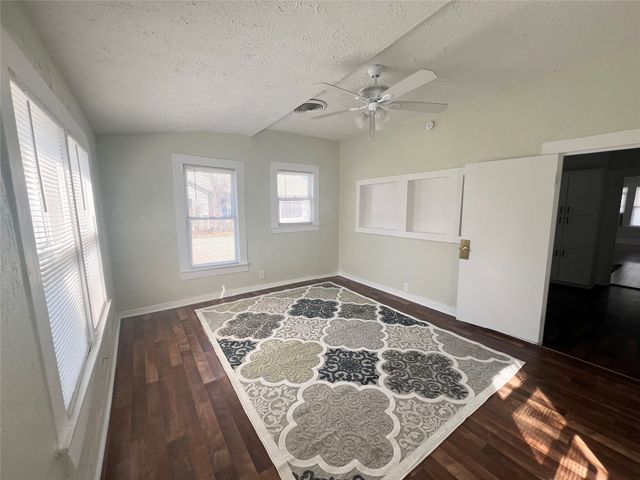 1801 6th Street, Brownwood, TX 76801