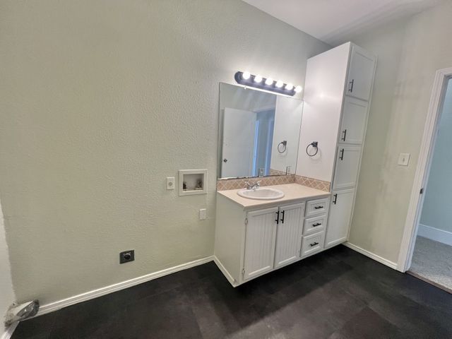 1801 6th Street, Brownwood, TX 76801