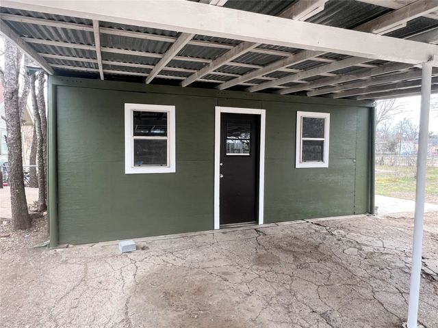 1801 6th Street, Brownwood, TX 76801