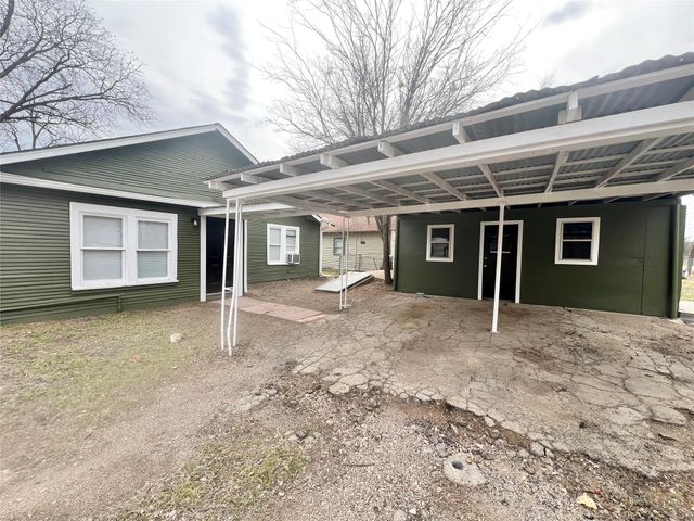 1801 6th Street, Brownwood, TX 76801