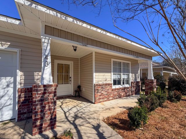 43 Clear Springs, Hattiesburg, MS 39402