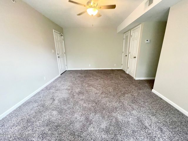 3546 Brockton Ln 5, Louisville, KY 40220