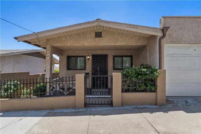 1024 Figueroa Terrace, Los Angeles, CA 90012