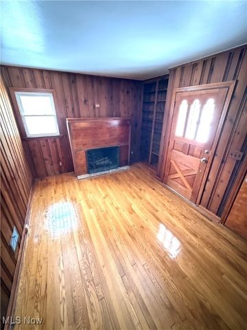 3905 Dobbins Road, Poland, OH 44514