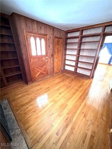 3905 Dobbins Road, Poland, OH 44514