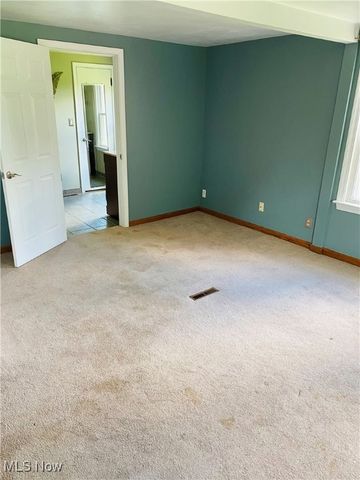 3905 Dobbins Road, Poland, OH 44514