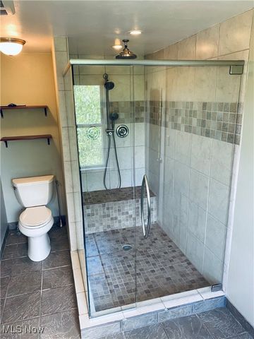 3905 Dobbins Road, Poland, OH 44514