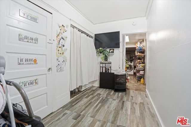 214 N Alma Avenue, Los Angeles, CA 90063